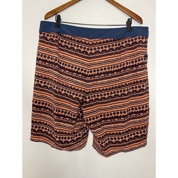 Patagonia Wavefarer Board Shorts Mens Medium Orange Blue Print Swim Trunk 10" - Picture 4 of 7